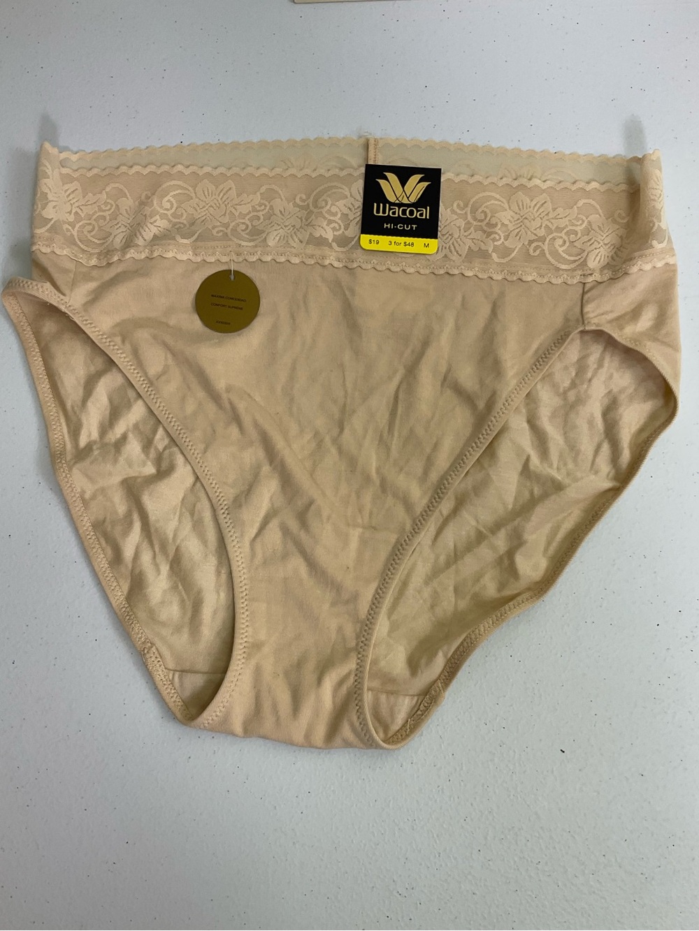 Wacoal Nude Lace-Trim Hi-Cut Briefs